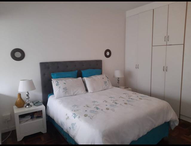 1 BEDROOM FLAT RENTED IN ESSENWOOD